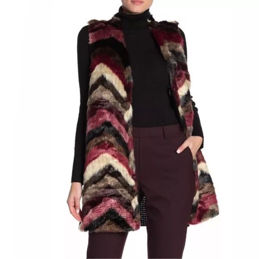 Joseph A Faux Fur Longline Vest Size S Womens Wine Chevron - Picture 2 of 7